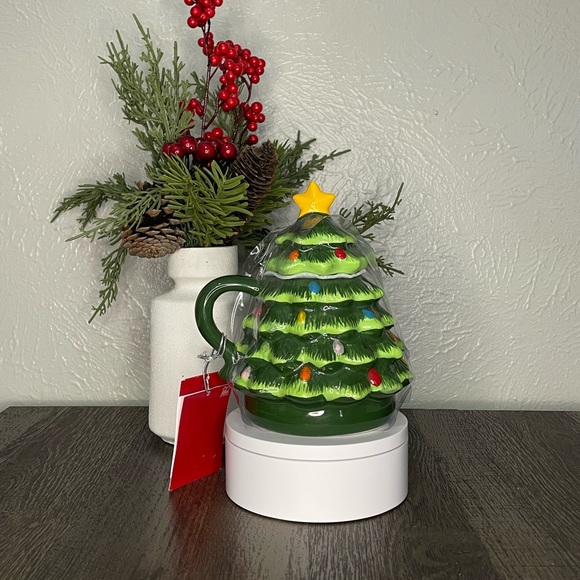 Nostalgic Christmas tree mug - Picture 3 of 3